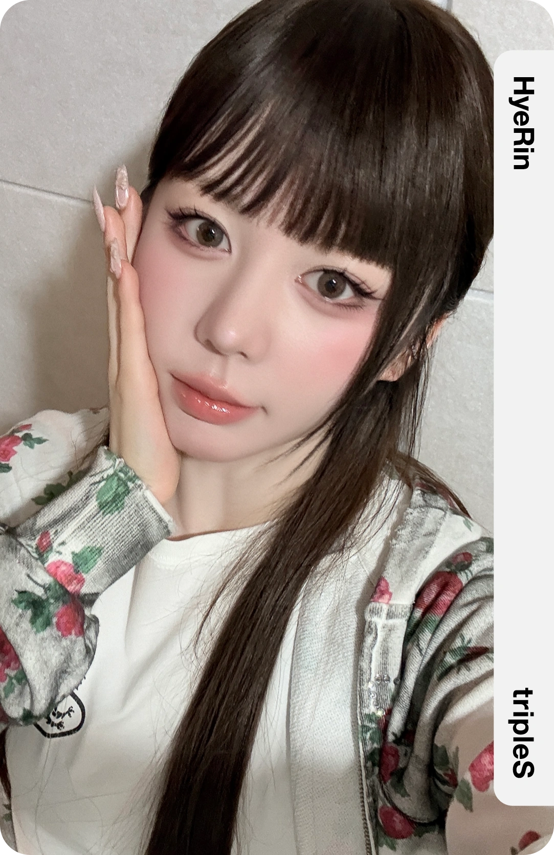 tripleS Hyerin ヘリン E304A QR未使用 Jeong HyeRin/Gallery/Objekts | tripleS Wiki | Fandom