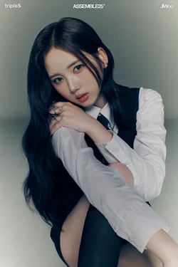 Lee JiWoo/Gallery | tripleS Wiki | Fandom