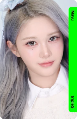 triples mayu 352A QR未使用 FC更新特典 objekt 230810 tripleS : Mayu - Binary01 First Class Objekt Third Edition