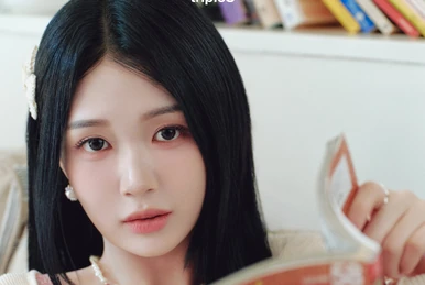 Kaede | tripleS Wiki | Fandom
