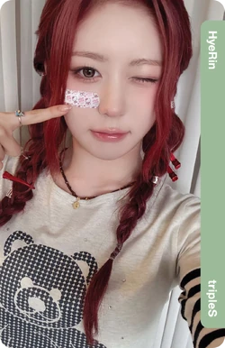 Jeong HyeRin/Gallery/Objekts | tripleS Wiki | Fandom