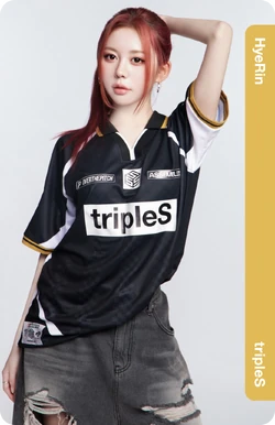 tripleS HyeRin 324A サイン入り object ヘリン VV🐱 #tripleS #트리플에스 #トリプルS #トリプルエス #トエス