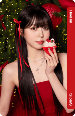 tripleS HyeRin 324A サイン入り object ヘリン tripleS HyeRin 324A サイン入り object ヘリン tripleS
