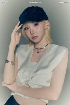 tripleS ナギョン Nakyoung 日本FC objekt E304A tripleS Objekt NaKyoung E304A JAPAN WAV