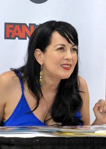 Grey Delisle (21303087651)