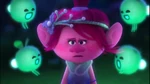 Glowflies around Poppy from Trolls Holiday