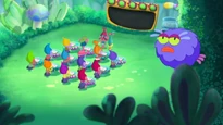 Poppy's party crash course in "Party Crash Course"