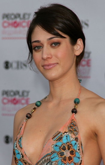 lizzy caplan mean girls