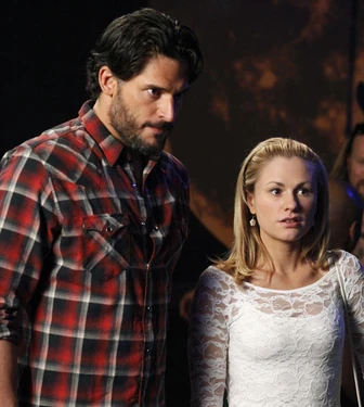 Alcide u. Sookie in der Werwolf Bar