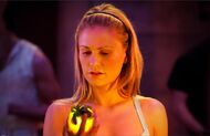 Sookie-light-fruit-true-blood-season-4-episode-1-shes-not-there-580x375