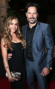 Rs 634x1024-140823112652-634.Sofia-Vergara-Joe-Manganiello-CAA-Party.jl