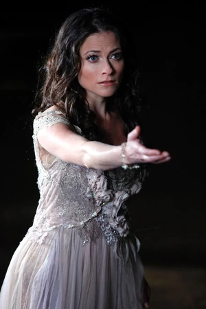 Sookie Stackhouse (Anna Paquin)-2