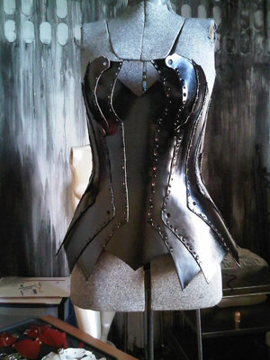 Metal corset - Wikipedia