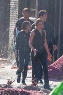 Shailene-Woodley-Theo-James-Miles-Teller-tournage-Allegiant-Part-1