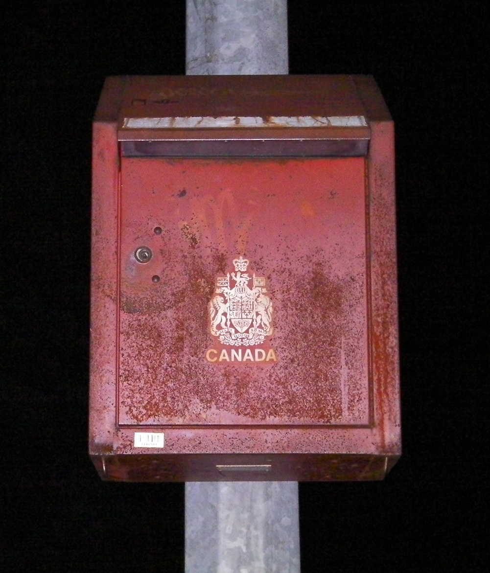 canada post letter box key