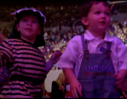 ThomasDungareesinTheWigglyBigShow