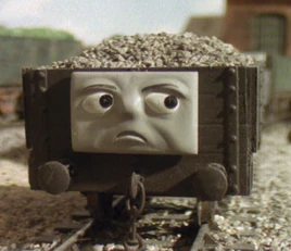 MainShortWheelbasePlankTruck