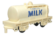 Hornby Clockwork Tidmouth Milk Tanker