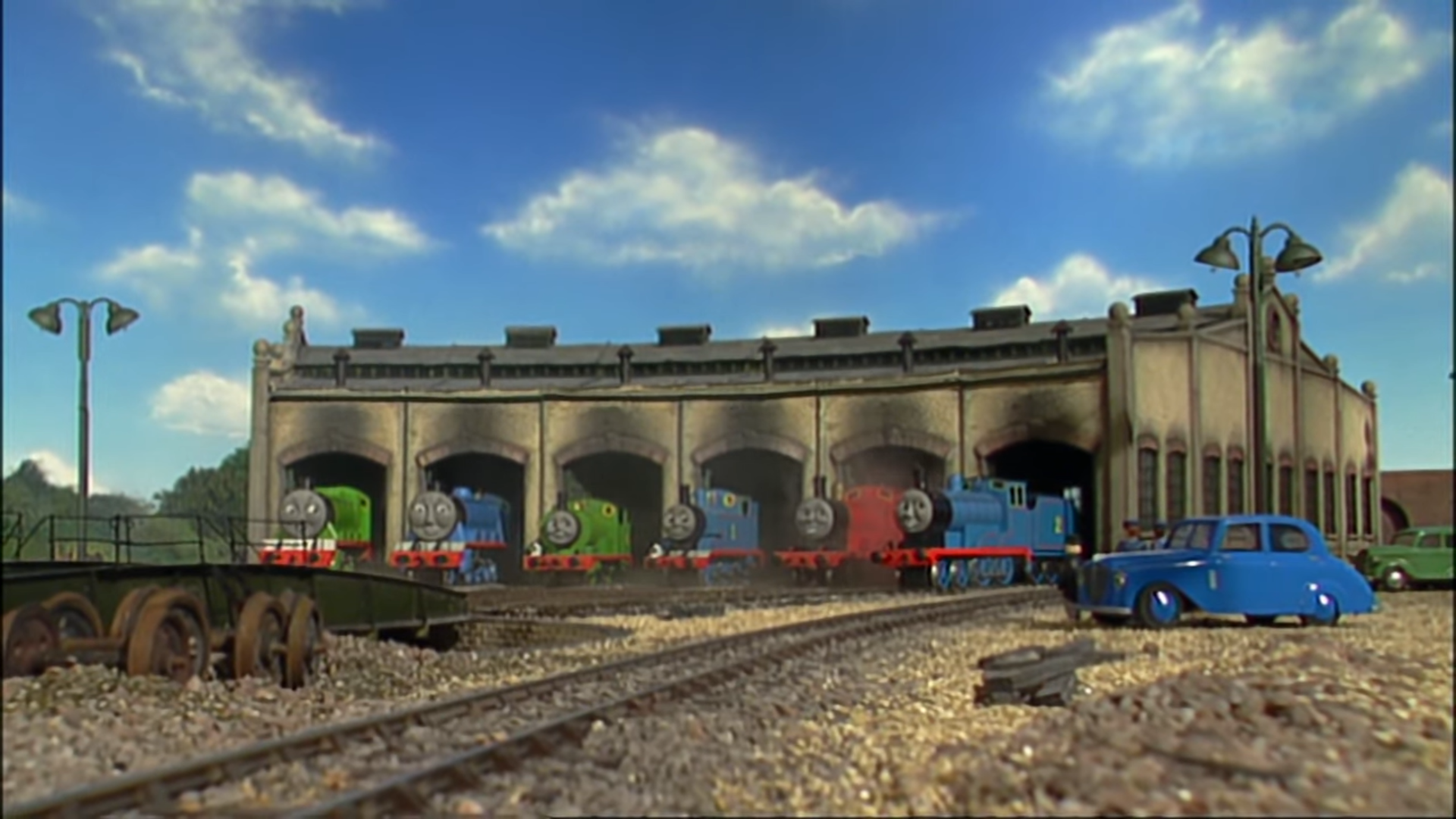 Thomas and friends sales tidmouth shed