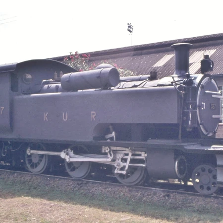 nia thomas the train