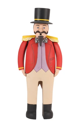 80thRingmasterandFiveClownsPropStore2