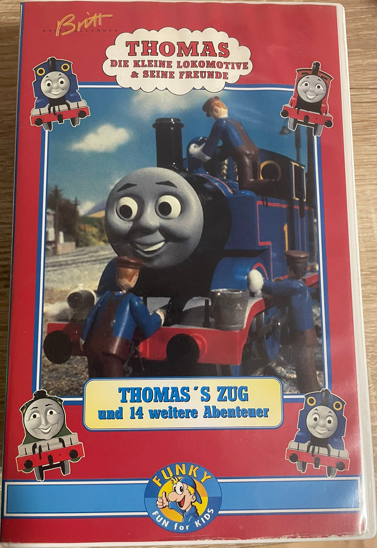 その他 Thomas &amp; Sarah [VHS] Trust Thomas and Other Stories (1992 VHS Cover) : Strand