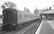 The Royal Coaches' First Television Series Basis Narrow Windows Side