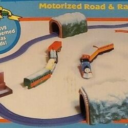 Tomy thomas holiday set cheap