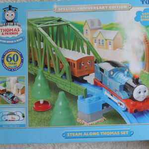 step2 thomas the tank engine up and down coaster