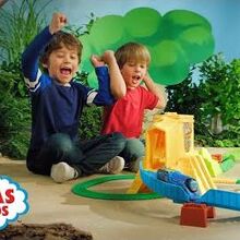 trackmaster jungle escape set
