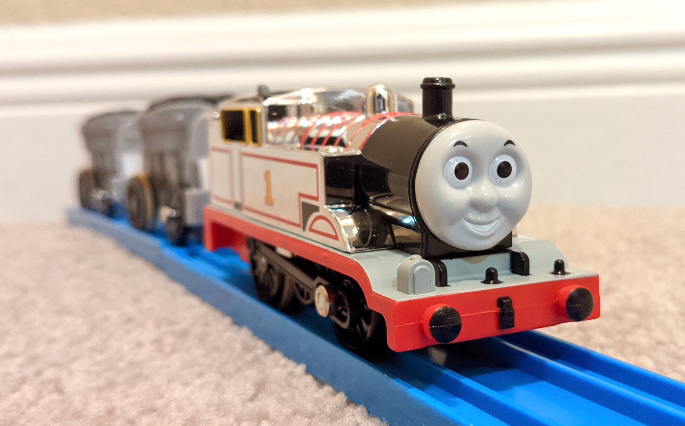 Silver Shiny Thomas | Thomas Motorized Wiki | Fandom