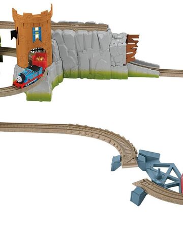 thomas the train castle quest set