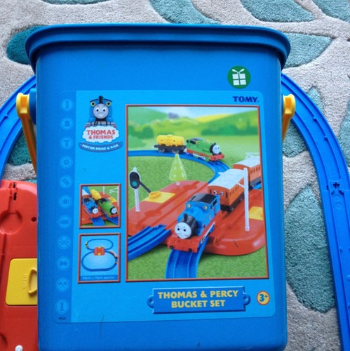 thomas trackmaster bucket