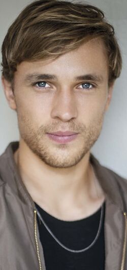 William Moseley 2