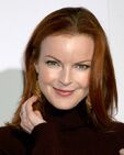 Samantha Ross (Marcia Cross)