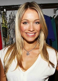 Julie Vaughn | Tuckerverse Wiki | Fandom