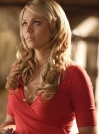 Laura Vandervoort 1