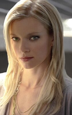 Amy Smart 2