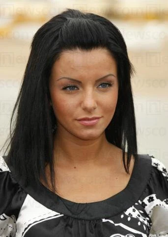 Where has she changed? Back to the 10th. Lips, eyebrows and eyelashes again. And