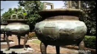 CỬU_ĐỈNH_Ở_CỐ_ĐÔ_HUẾ_-_BỨC_TRANH_TOÀN_CẢNH_VỀ_ĐẤT_NƯỚC