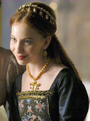 Laoise-Murray-as-Elizabeth-I-tudor-history-31324595-461-622