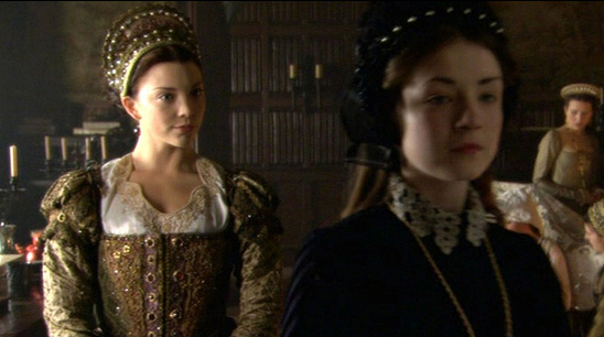 The Other Boleyn Girl The other boleyn girl, Tudor costumes, Black and white cos