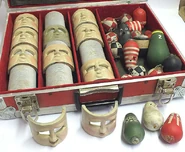 O.J.'sfacesandBuoys.jpg (58 KB) Assorted buoys, along with O.J.'s faces