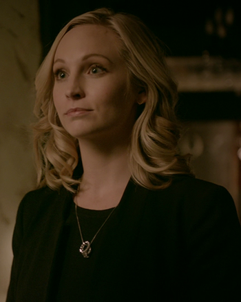 The Vampire Diaries: 10 People Caroline Forbes Should Have Been