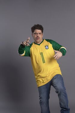 Choque de Cultura Explicando 2001: Uma Odisseia No Espaço (TV Episode  2018) - Caito Mainier as Rogerinho do Ingá - IMDb