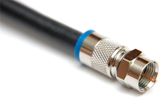 Conexión por televisión por cable, En sólo un cable se transfieren
el servicio de televisión y los
datos de internet.