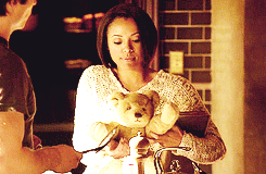 Tumblr ndembb4QcB1r9xerro6 250.gif