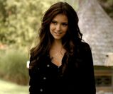 Katherine-pierce-a-rendu-elena-encore-plus