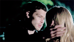 Tumblr n5kr69PChk1s8aql3o6 250.gif