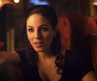 Lost Girl 2x07 001